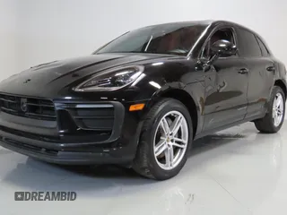 2023 Porsche Macan with VIN WP1AA2A50PLB01554, listed as a Copart auction lot 61992765 with 31,549 mi miles and Salvage title. Bid and sale history available at DreamBid. Image 2.