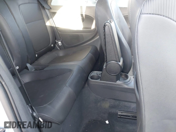 2013 Volkswagen Beetle 2.5L with VIN 3VW5P7AT0DM812482, listed as a IAAI auction lot 42103987 with 105,513 mi miles and . Bid and sale history available at DreamBid. Image 8.