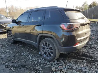2021 Jeep Compass 80th Anniversary z VIN 3C4NJCEB3MT535931, wystawiony jako Copart lot #48195865 z przebiegiem 59 207 mil mil oraz Szkoda całkowita • Salvage title. Historia ofert i sprzedaży dostępna na DreamBid. Obrazek 2.