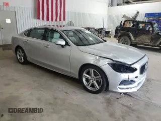 2019 Volvo S90 Momentum с VIN LVY102AKXKP083682, выставлен на аукционе Copart как лот 51081945 с пробегом 74 201 миль миль и Списание • Salvage title. История ставок и продаж доступна на DreamBid. Изображение 4.