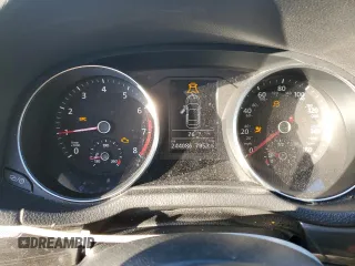 2016 Volkswagen Passat SEL z VIN 1VWCT7A39GC063254, wystawiony jako Copart lot #85563414 z przebiegiem 244 086 mil mil oraz Szkoda całkowita • Salvage title. Historia ofert i sprzedaży dostępna na DreamBid. Obrazek 9.