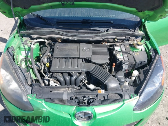 2013 Mazda Mazda2 Sport with VIN JM1DE1KY2D0155604, listed as a IAAI auction lot 41745512 with 150,253 mi miles. Bid and sale history available at carsss.com. Image 10.