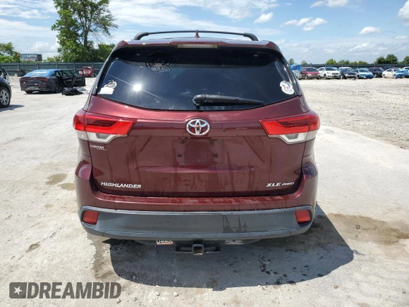 2017 Toyota Highlander XLE с VIN 5TDJZRFH0HS440367, выставлен на аукционе Copart как лот 61135715 с пробегом 125 959 миль миль и Списание • Salvage title. История ставок и продаж доступна на DreamBid. Изображение 6.