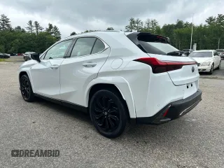 2022 Lexus UX 250h F Sport z VIN JTHR9JBH5N2060372, wystawiony jako Copart lot #61839575 z przebiegiem 110 619 mil mil oraz Czysty tytuł • Clean title. Historia ofert i sprzedaży dostępna na DreamBid. Obrazek 3.