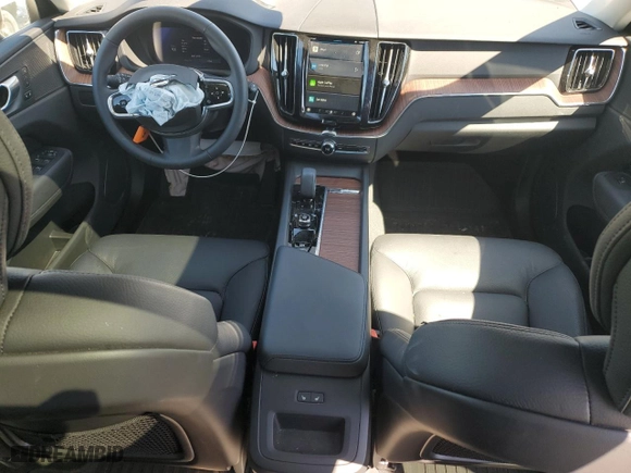 2024 Volvo XC60 Plus Dark Theme with VIN YV4L12RL2R1762432, listed as a Copart auction lot 48196165 with 8,932 mi miles and Salvage Title. Bid and sale history available at carsss.com. Image 8.