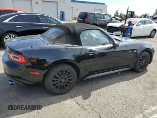 2017 FIAT 124 Spider Elaborazione Abarth z VIN JC1NFAEK6H0124254, wystawiony jako Copart lot #46738325 z przebiegiem 24 427 mil mil oraz Czysty tytuł • Clean title. Historia ofert i sprzedaży dostępna na DreamBid. Obrazek 3.