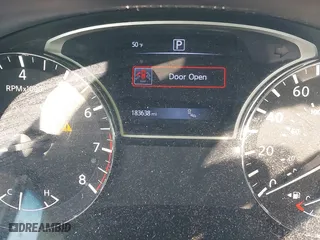 2017 Nissan Altima 2.5 SR with VIN 1N4AL3AP6HC280239, listed as a IAAI auction lot 41797573 with 183,638 mi miles. Bid and sale history available at carsss.com. Image 7.