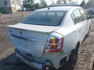 2011 Nissan Sentra 2.0 z VIN 3N1AB6AP0BL678737, wystawiony jako IAAI lot #41773731 z przebiegiem 163 316 mil mil oraz . Historia ofert i sprzedaży dostępna na DreamBid. Obrazek 4.