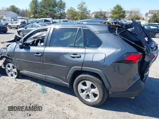 2020 Toyota RAV4 XLE with VIN 2T3P1RFV4LC077779, listed as a IAAI auction lot 41752269 with 55,091 mi miles and . Bid and sale history available at DreamBid. Image 3.
