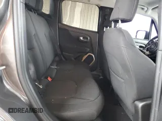 2017 Jeep Renegade Latitude z VIN ZACCJABB5HPF37984, wystawiony jako Copart lot #52618355 z przebiegiem 123 335 mil mil oraz Szkoda całkowita • Salvage title. Historia ofert i sprzedaży dostępna na DreamBid. Obrazek 11.