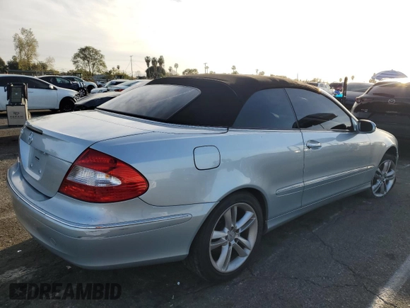 2007 Mercedes-Benz CLK 350 с VIN WDBTK56F57T081021, выставлен на аукционе Copart как лот 47818595 с пробегом 68 008 миль миль и Списание • Salvage title. История ставок и продаж доступна на DreamBid. Изображение 3.