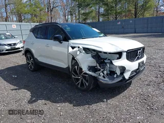 2021 Volvo XC40 R-Design with VIN YV4162UM4M2414854, listed as a IAAI auction lot 41691897 with 50,955 mi miles and . Bid and sale history available at carsss.com. Image 1.
