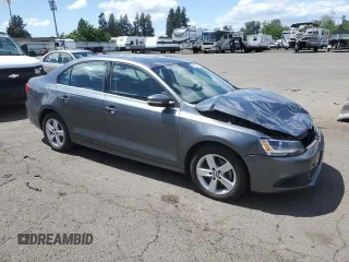 2013 Volkswagen Jetta TDI w/Premium with VIN 3VWLL7AJ3DM205297, listed as a Copart auction lot 56916045 with 157,049 mi miles and Salvage title. Bid and sale history available at DreamBid. Image 4.