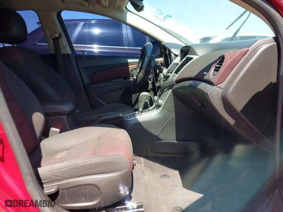 2014 Chevrolet Cruze 1LT with VIN 1G1PC5SB4E7322259, listed as a IAAI auction lot 41979829 with 193,434 mi miles. Bid and sale history available at carsss.com. Image 5.