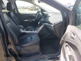 2013 Ford Escape SEL с VIN 1FMCU0H91DUC47557, выставлен на аукционе IAAI как лот 42361844 с пробегом 162 760 миль миль и . История ставок и продаж доступна на DreamBid. Изображение 5.