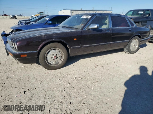 1995 Jaguar XJ with VIN SAJKX1743SC734007, listed as a Copart auction lot 46340825 with 130,115 mi miles and Salvage Title. Bid and sale history available at DreamBid. Image 1.