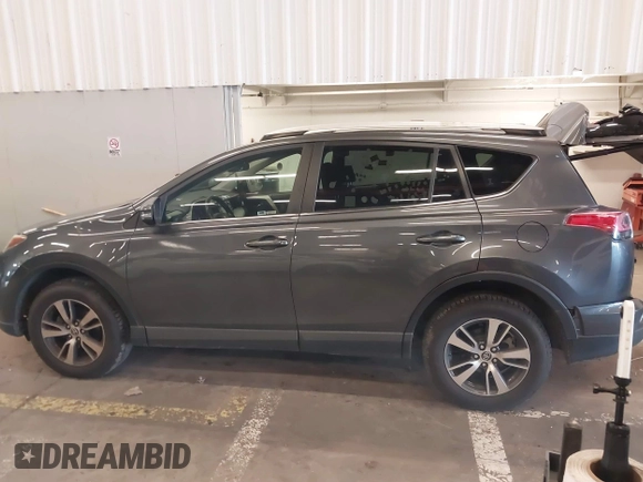 2016 Toyota RAV4 XLE с VIN JTMRFREV9GJ068851, выставлен на аукционе IAAI как лот 41806313 с пробегом 84 507 миль миль и . История ставок и продаж доступна на DreamBid. Изображение 15.