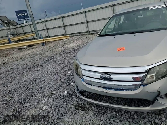 2010 Ford Fusion SE with VIN 3FAHP0HG5AR367547, listed as a Copart auction lot 60896965 with 136,589 mi miles and Salvage title. Bid and sale history available at DreamBid. Image 13.