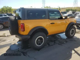 2021 Ford Bronco with VIN 1FMDE5CPXMLB06562, listed as a Copart auction lot 73561084 with 33,154 mi miles and Salvage title. Bid and sale history available at DreamBid. Image 3.