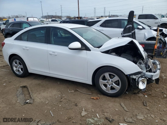 2016 Chevrolet Cruze Limited LT with VIN 1G1PE5SBXG7176043, listed as a Copart auction lot 53380025 with 87,908 mi miles and Clean Title. Bid and sale history available at carsss.com. Image 4.