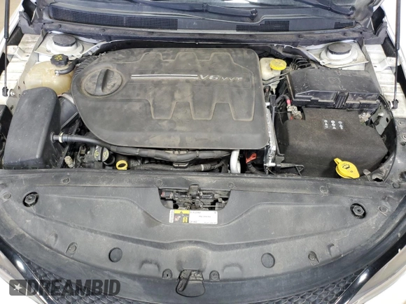 2015 Chrysler 200 S with VIN 1C3CCCBG5FN647722, listed as a Copart auction lot 50693715 with 129,807 mi miles and Salvage Title. Bid and sale history available at DreamBid. Image 11.