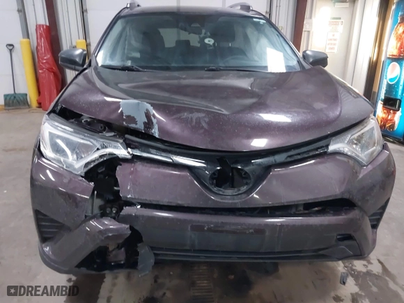 2018 Toyota RAV4 LE with VIN 2T3BFREVXJW737378, listed as a IAAI auction lot 41355320 with 58,609 mi miles. Bid and sale history available at carsss.com. Image 6.