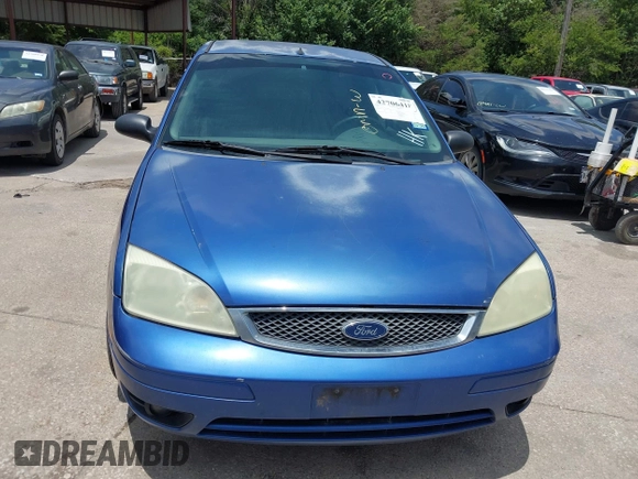 2005 Ford Focus S with VIN 1FAFP34N65W158687, listed as a IAAI auction lot 42706418 with Not provided miles and . Bid and sale history available at DreamBid. Image 6.