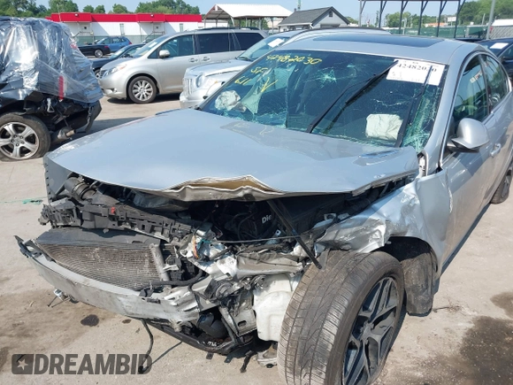 2017 Buick Regal Sport Touring with VIN 2G4GL5EX2H9153775, listed as a IAAI auction lot 42482030 with 375,142 mi miles and . Bid and sale history available at DreamBid. Image 6.