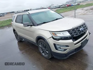 2017 Ford Explorer XLT z VIN 1FM5K8D82HGB13073, wystawiony jako IAAI lot #42315648 z przebiegiem 86 845 mil mil oraz . Historia ofert i sprzedaży dostępna na DreamBid. Obrazek 1.