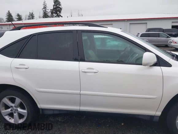 2006 Lexus RX 330 with VIN 2T2HA31U26C091155, listed as a IAAI auction lot 41628324 with 177,686 mi miles. Bid and sale history available at carsss.com. Image 13.