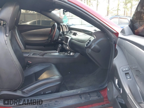 2015 Chevrolet Camaro LT with VIN 2G1FF3D37F9275788, listed as a IAAI auction lot 41109936 with 87,198 mi miles. Bid and sale history available at carsss.com. Image 5.