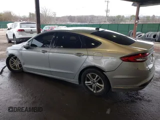 2018 Ford Fusion SE with VIN 3FA6P0H74JR198077, listed as a IAAI auction lot 41717264 with 70,151 mi miles. Bid and sale history available at carsss.com. Image 3.