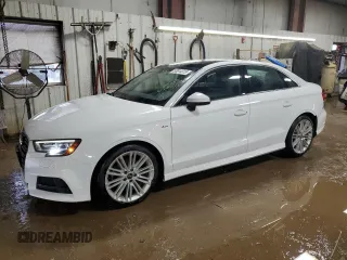 2017 Audi A3 Premium Plus z VIN WAUJ8GFFXH1051915, wystawiony jako Copart lot #50814315 z przebiegiem 61 951 mil mil oraz Szkoda całkowita • Salvage title. Historia ofert i sprzedaży dostępna na DreamBid. Obrazek 1.