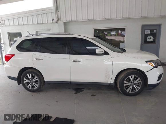 2017 Nissan Pathfinder SV z VIN 5N1DR2MN3HC674075, wystawiony jako IAAI lot #42435222 z przebiegiem 164 839 mil mil oraz . Historia ofert i sprzedaży dostępna na DreamBid. Obrazek 13.