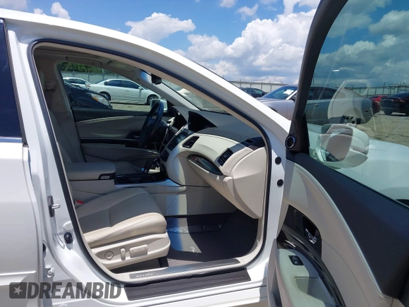 2014 Acura RLX Technology with VIN JH4KC1F55EC000427, listed as a IAAI auction lot 42705778 with 135,057 mi miles and . Bid and sale history available at DreamBid. Image 5.