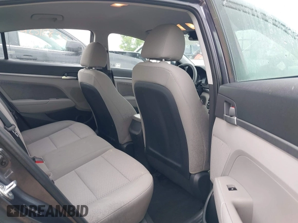 2020 Hyundai Elantra SEL z VIN 5NPD84LF4LH564792, wystawiony jako IAAI lot #42490983 z przebiegiem 32 927 mil mil oraz . Historia ofert i sprzedaży dostępna na DreamBid. Obrazek 8.