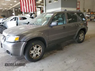 2005 Ford Escape Limited with VIN 1FMCU94125KD16158, listed as a Copart auction lot 62186025 with 213,370 mi miles and Salvage title. Bid and sale history available at DreamBid. Image 1.