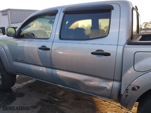 2007 Toyota Tacoma PreRunner with VIN 3TMJU62N87M032187, listed as a IAAI auction lot 41327349 with NaN miles. Bid and sale history available at carsss.com. Image 14.