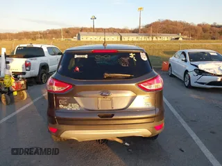 2016 Ford Escape SE with VIN 1FMCU9GX5GUB76100, listed as a IAAI auction lot 41079009 with 1 mi miles. Bid and sale history available at carsss.com. Image 16.