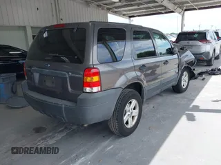 2005 Ford Escape Hybrid with VIN 1FMCU95HX5KD54412, listed as a IAAI auction lot 42115468 with 151,922 mi miles and . Bid and sale history available at DreamBid. Image 4.