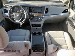 2020 Toyota Sienna LE Auto Access Seat with VIN 5TDKZ3DC8LS044141, listed as a Copart auction lot 52578845 with 248,992 mi miles and Clean Title. Bid and sale history available at carsss.com. Image 8.