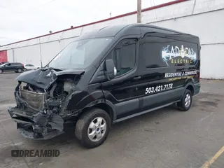 2017 Ford Transit z VIN 1FTYR2CM1HKB48712, wystawiony jako IAAI lot #39946351 z przebiegiem 82 749 mil mil oraz . Historia ofert i sprzedaży dostępna na DreamBid. Obrazek 17.