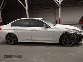 2013 BMW 3 Series 335i с VIN WBA3A9G50DNP37947, выставлен на аукционе IAAI как лот 41568877 с пробегом 82 467 миль миль и . История ставок и продаж доступна на DreamBid. Изображение 13.