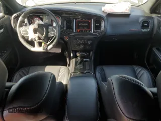 2020 Dodge Charger SRT Hellcat z VIN 2C3CDXL90LH243946, wystawiony jako Copart lot #53099975 z przebiegiem 9 297 mil mil oraz Szkoda całkowita • Salvage title. Historia ofert i sprzedaży dostępna na DreamBid. Obrazek 8.