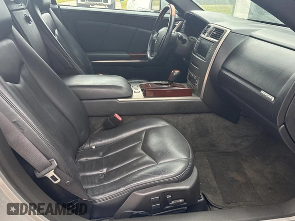 2005 Cadillac XLR z VIN 1G6YV34A255604073, wystawiony jako Copart lot #86889874 z przebiegiem 39 624 mil mil oraz Czysty tytuł • Clean title. Historia ofert i sprzedaży dostępna na DreamBid. Obrazek 5.