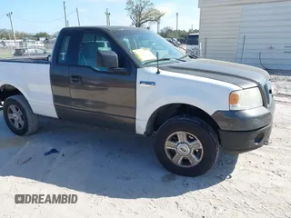 2006 Ford F-150 XL with VIN 1FTRF14W66NA29265, listed as a IAAI auction lot 41581110 with 222,890 mi miles. Bid and sale history available at carsss.com. Image 1.