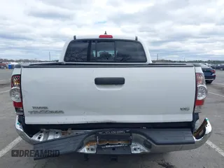 2015 Toyota Tacoma with VIN 5TFLU4EN6FX120947, listed as a IAAI auction lot 42043239 with 125,480 mi miles and . Bid and sale history available at DreamBid. Image 16.