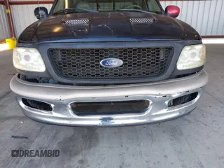 2001 Ford F-150 XL z VIN 1FTRX17L31KF27691, wystawiony jako IAAI lot #42749733 z przebiegiem 198 790 mil mil oraz . Historia ofert i sprzedaży dostępna na DreamBid. Obrazek 6.