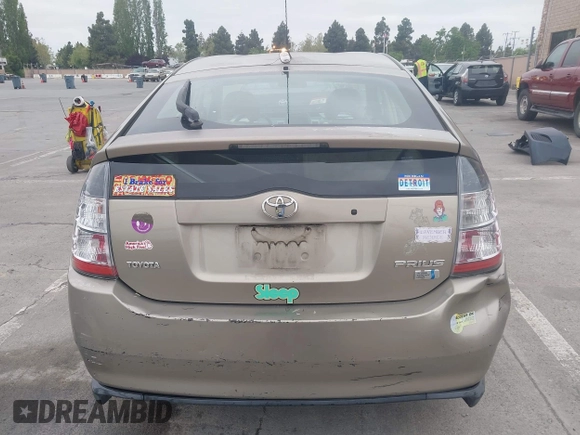 2005 Toyota Prius with VIN JTDKB20U350126328, listed as a IAAI auction lot 42098924 with 237,916 mi miles. Bid and sale history available at carsss.com. Image 16.