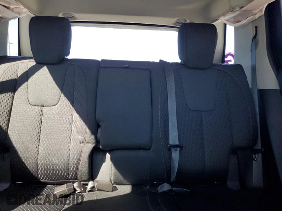 2014 GMC Terrain SLE with VIN 2GKALMEK7E6240419, listed as a Copart auction lot 49325435 with 136,168 mi miles and Salvage Title. Bid and sale history available at DreamBid. Image 10.